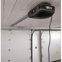 Hvid garageport inkl. automatik - 2375 x 2030 mm (BxH)